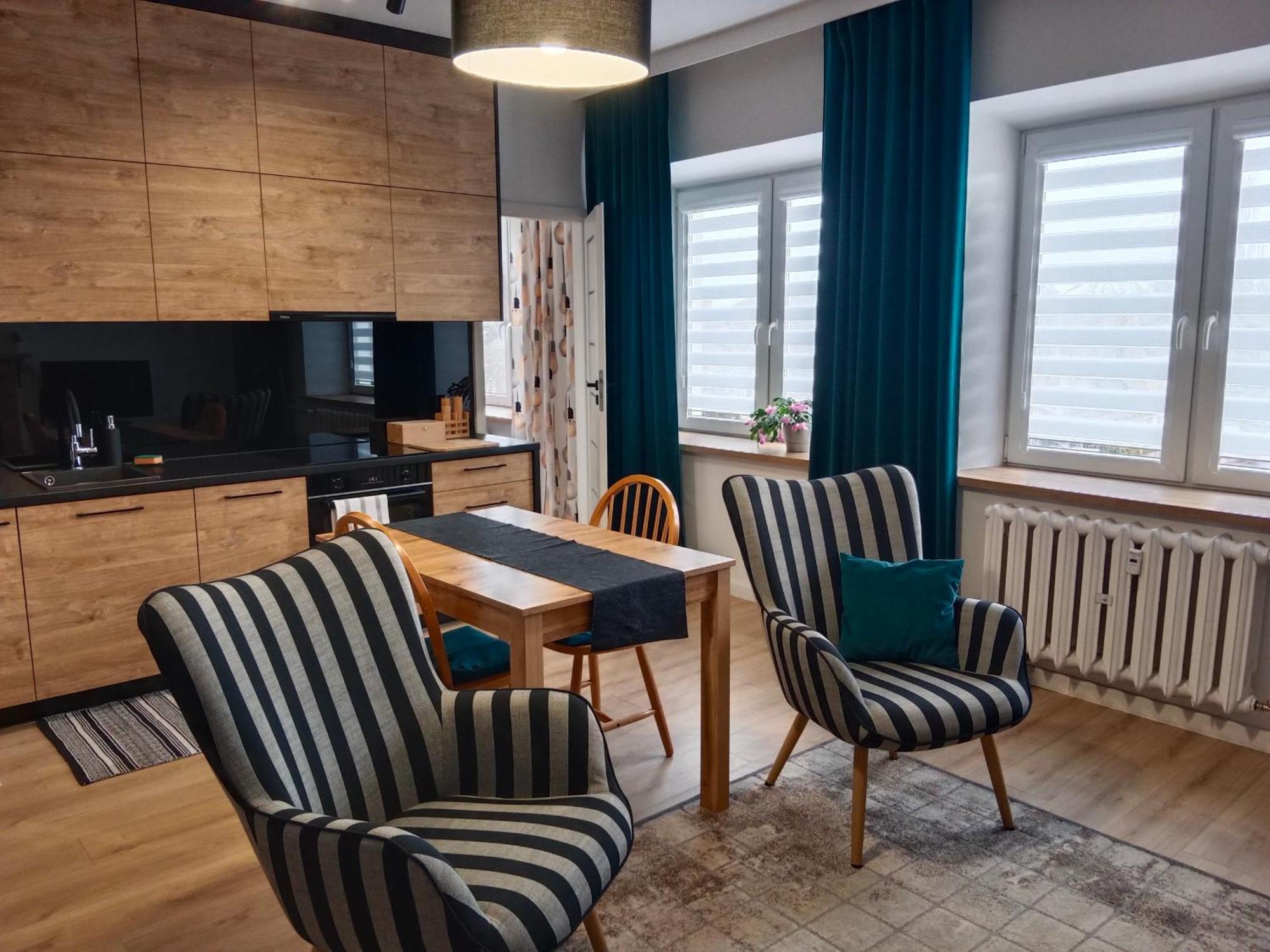Apartament Dwupokojowy Ostrowiec Świętokrzyski Kültér fotó